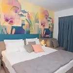 Hotel President